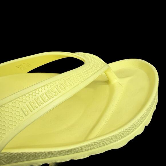 Birkenstock Women’s Gizeh EVA Flip Flop Sandals Yellow Sz 9 - Picture 9 of 9